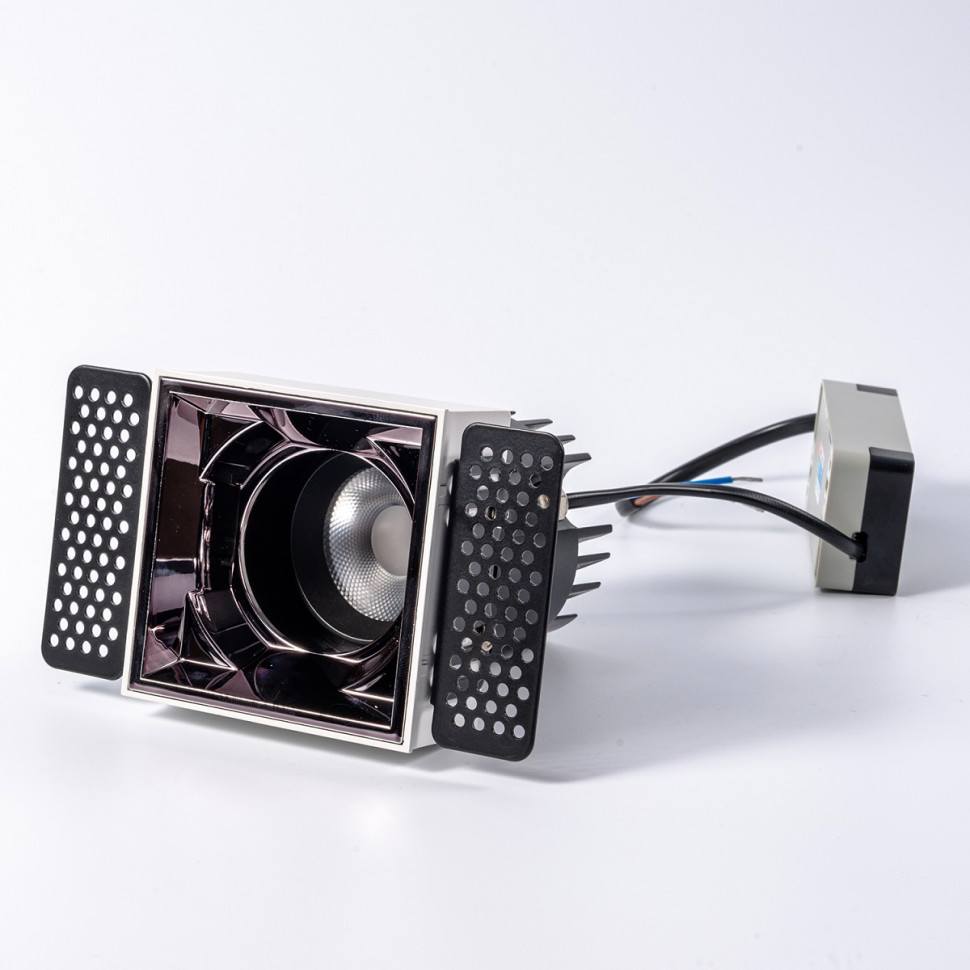 Встраиваемый светильник Fiberli 302T75 (квадратная рамка) 12130204