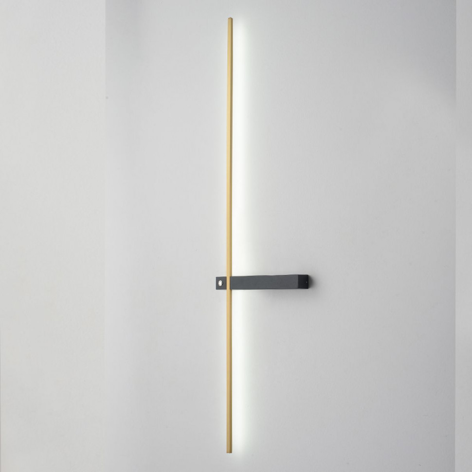 Настенный светильник Crystal Lux CLT 077W1000 BL-BS