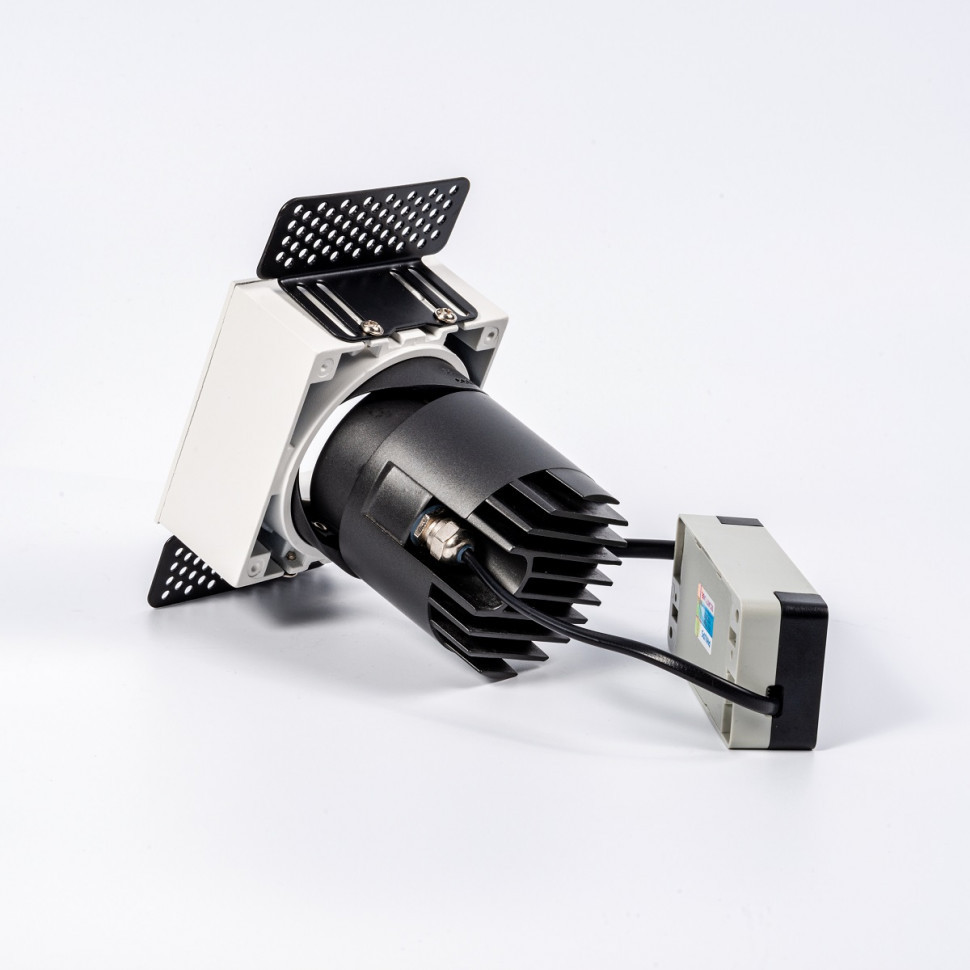 Встраиваемый светильник Fiberli 302T75 (квадратная рамка) 12130205