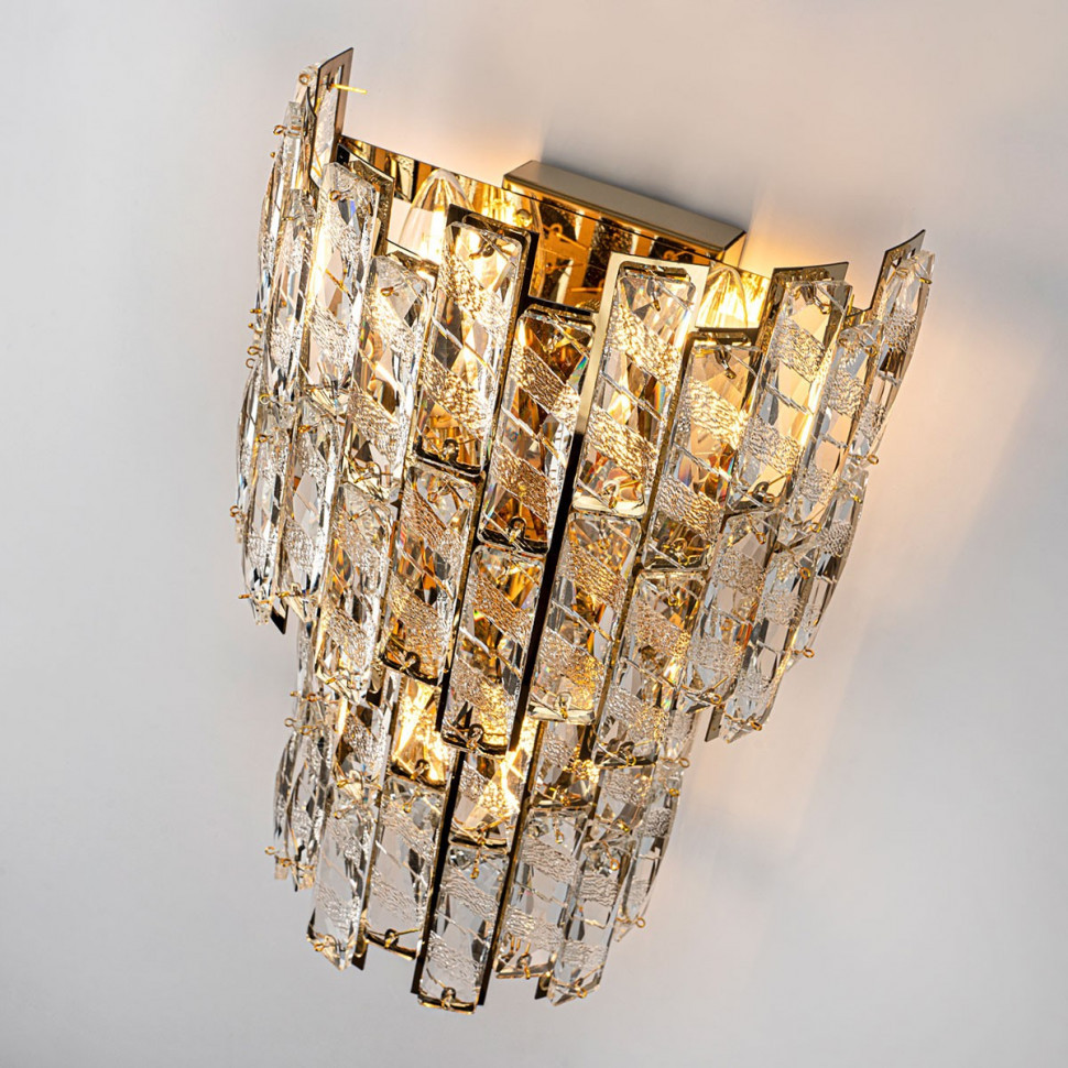 Настенный светильник Modelux ML.570.03 GD