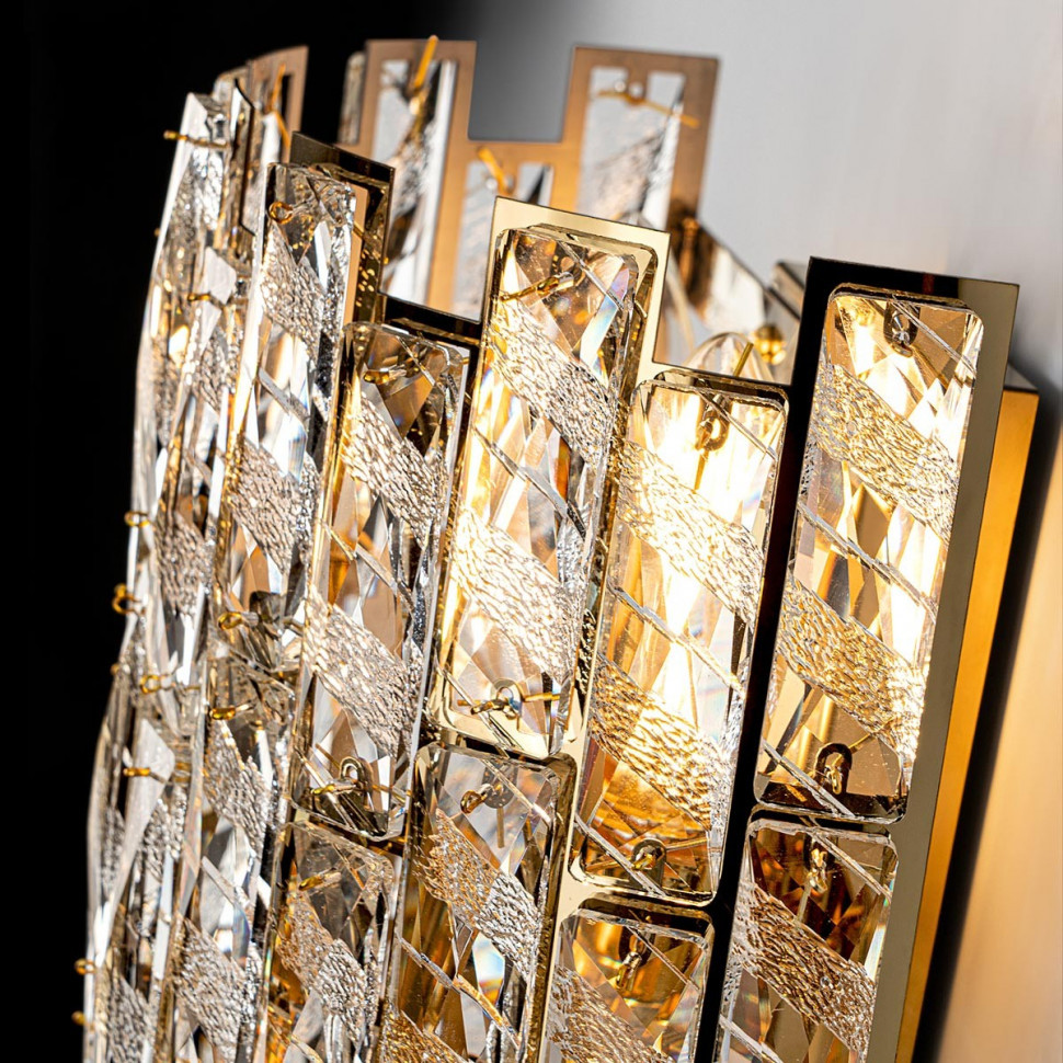 Настенный светильник Modelux ML.570.03 GD