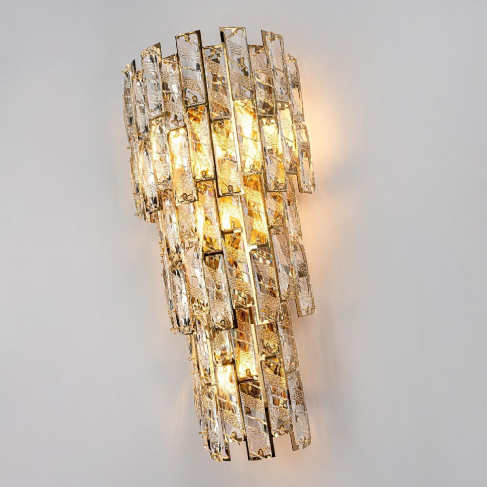 Настенный светильник Modelux ML.570.04 GD