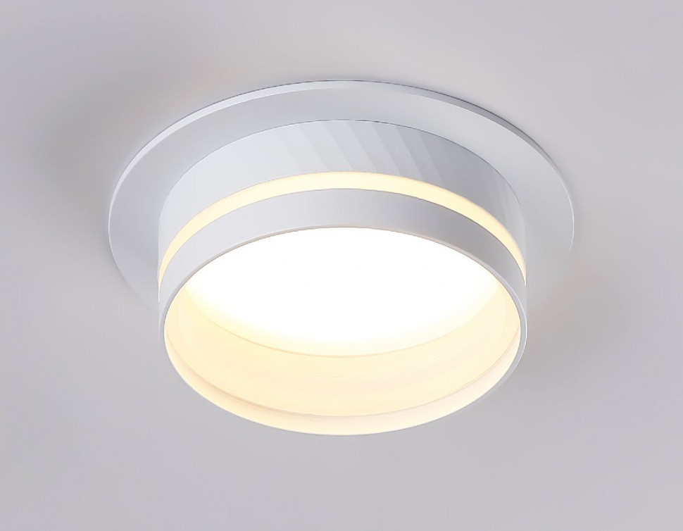 Встраиваемый светильник Ambrella Light GX53 Acrylic tech TN5218