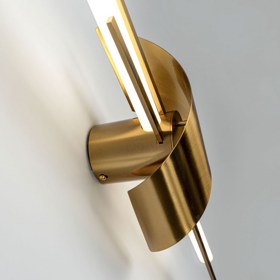 Настенный светильник Modelux ML.655.650 BS