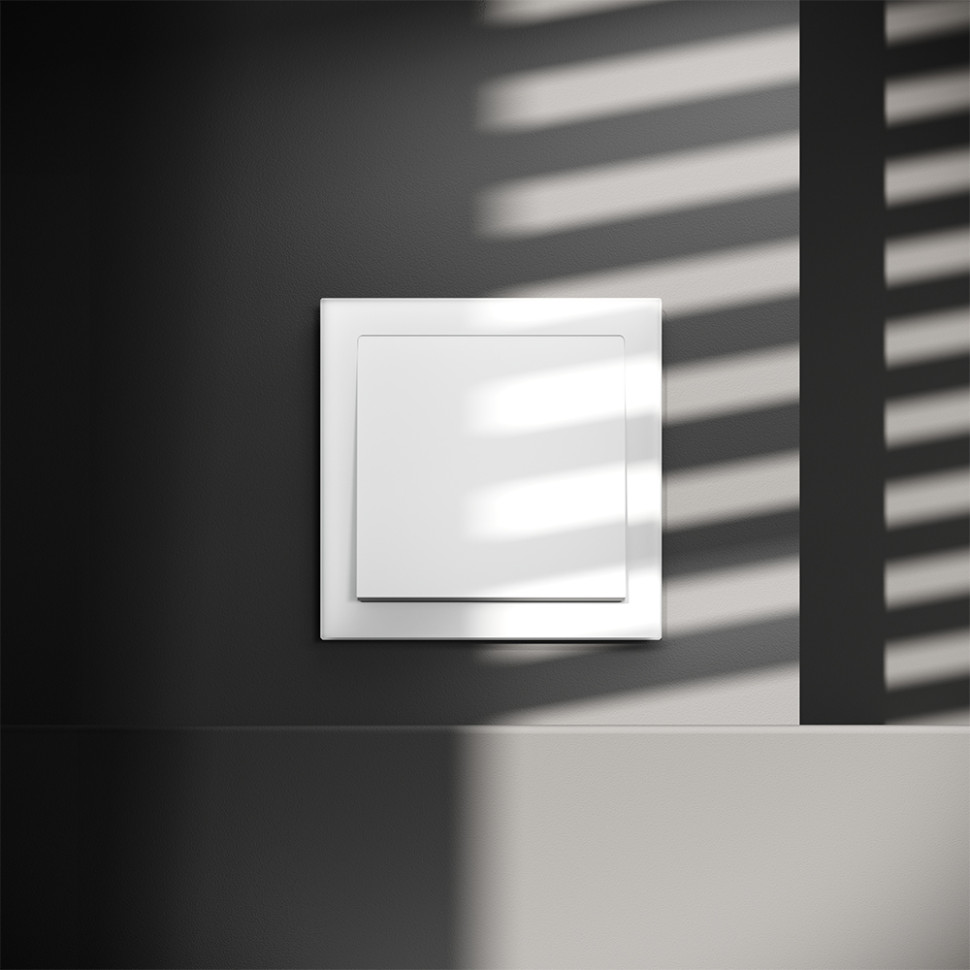 Перекрестный переключатель встраиваемый VOLTUM S70 одноклавишный 10А, (белый матовый)