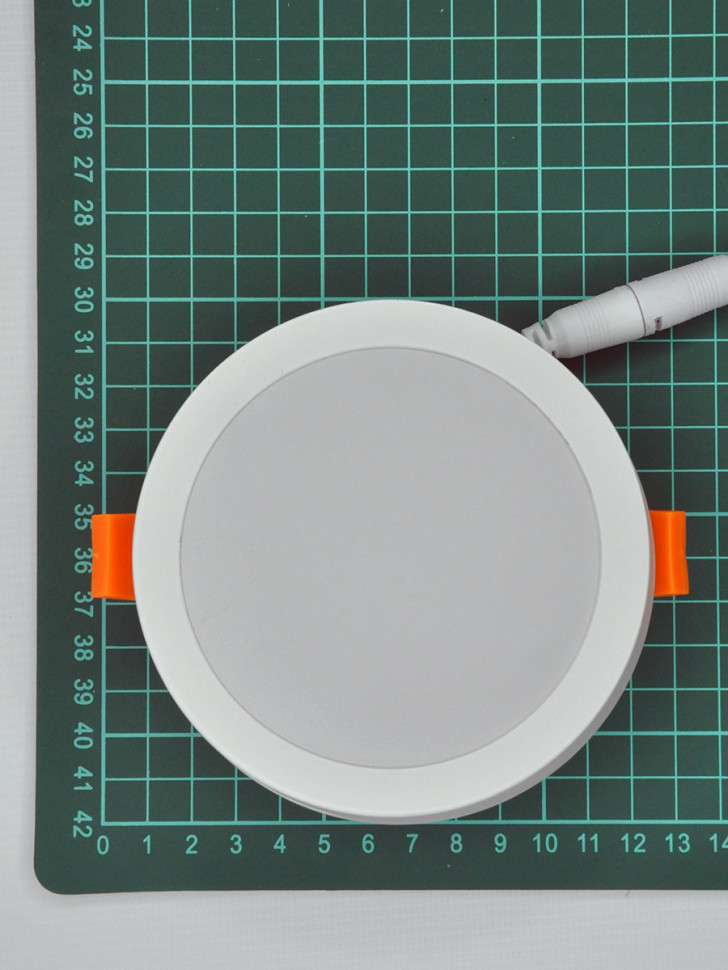 Встраиваемый светильник Elvan VLS-109R-18W-WW-Wh