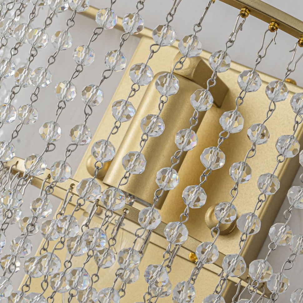 Настенный светильник Favourite Fringe 4762-1W