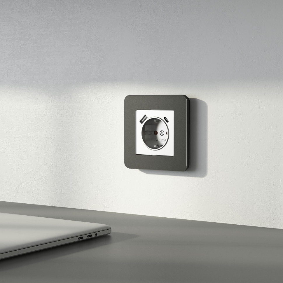 Рамка из металла на 1 пост Platinum черный алюминий W0012608