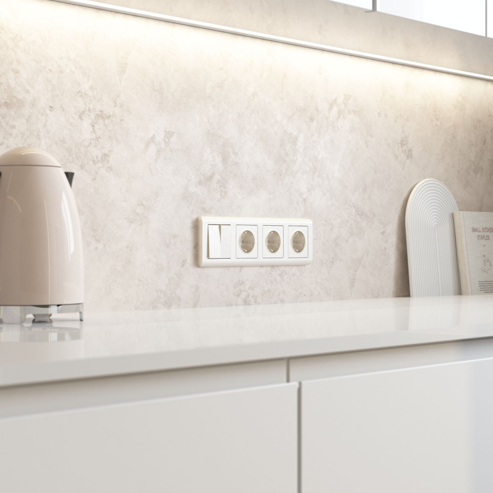 Рамка из поликарбоната на 4 поста Stream перламутровый W0042113