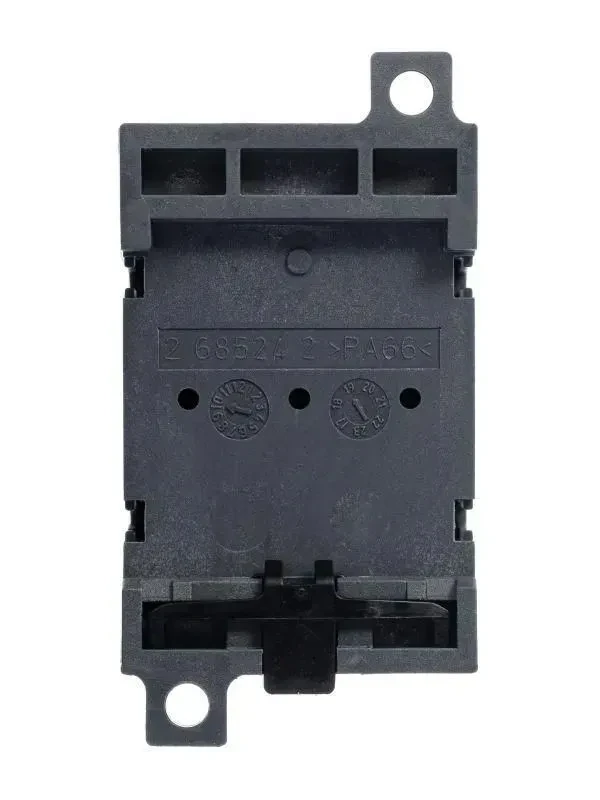 Рубильник ABB OT40F3 40А 3P на DIN-рейку или монтажную плату (с ручкой) 1SCA104902R1001