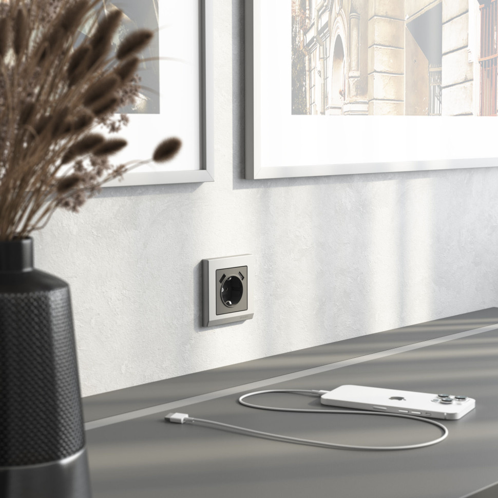 Рамка из поликарбоната на 1 пост Stark серебряный матовый W0011865