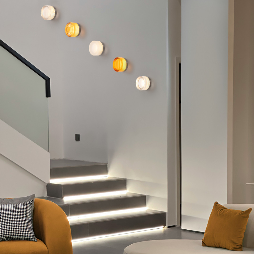 Настенный светильник Freya Retro FR5603WL-L8TR