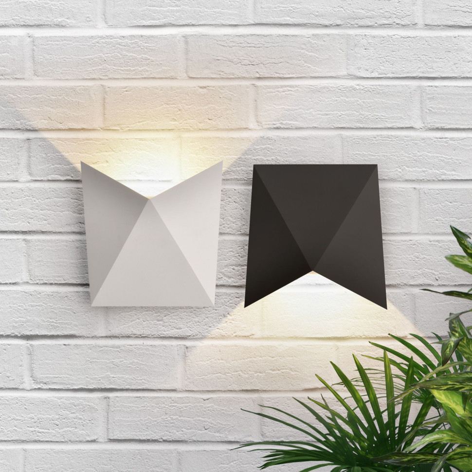 Уличный светодиодный светильник Batterfly черный 1517 Techno LED черный