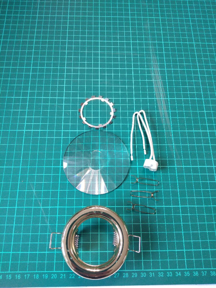 Встраиваемый светильник Elvan TCH-736/2-G-9-Ch