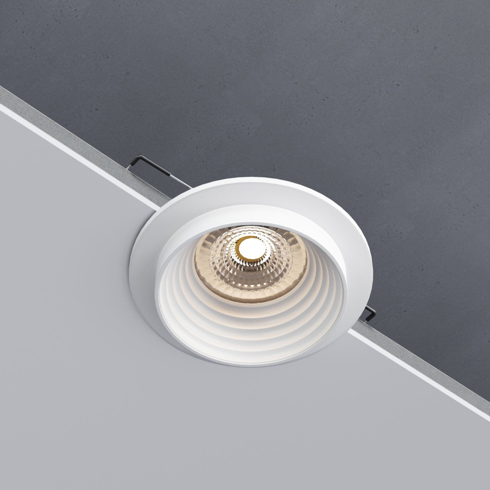 Встраиваемый точечный светильник 25007/01