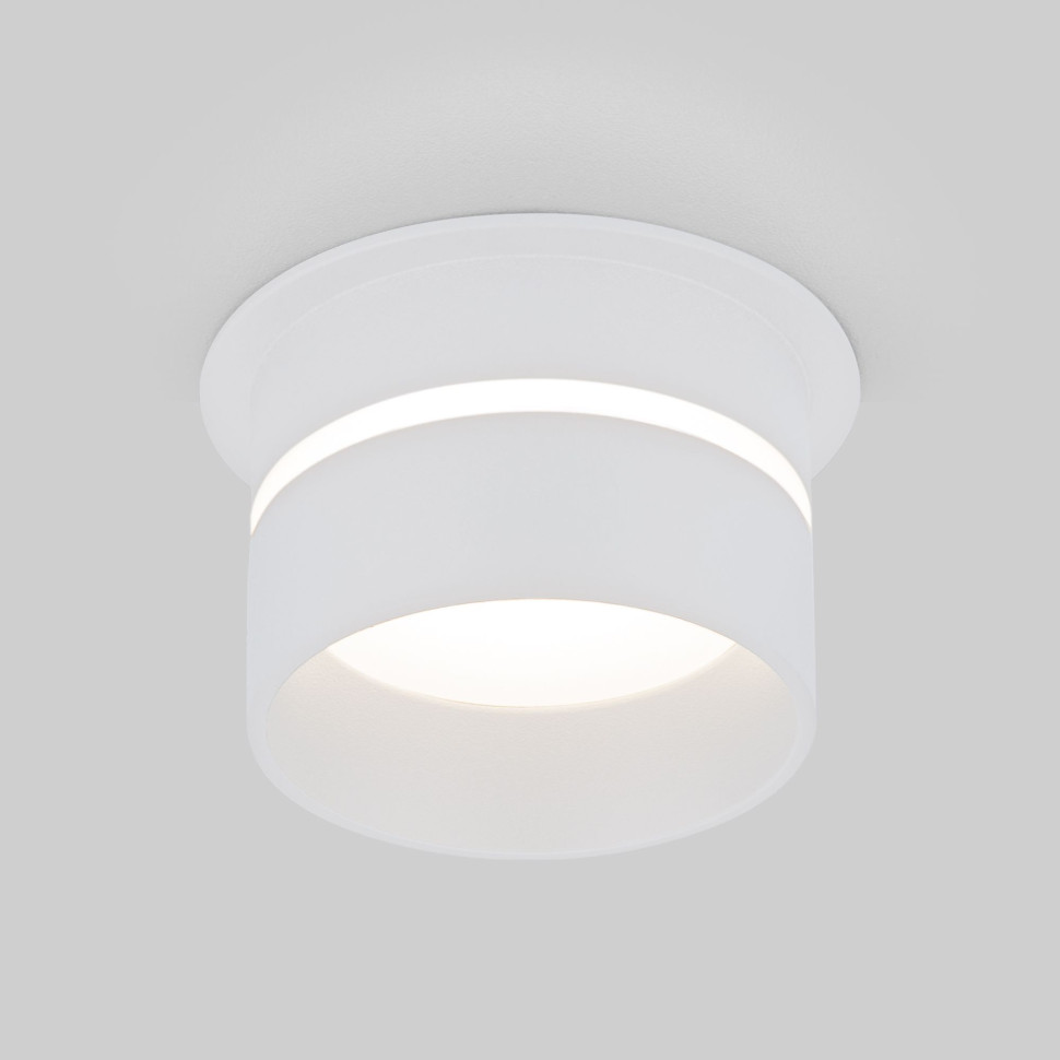 Встраиваемый точечный светильник 6075 MR16 WH белый