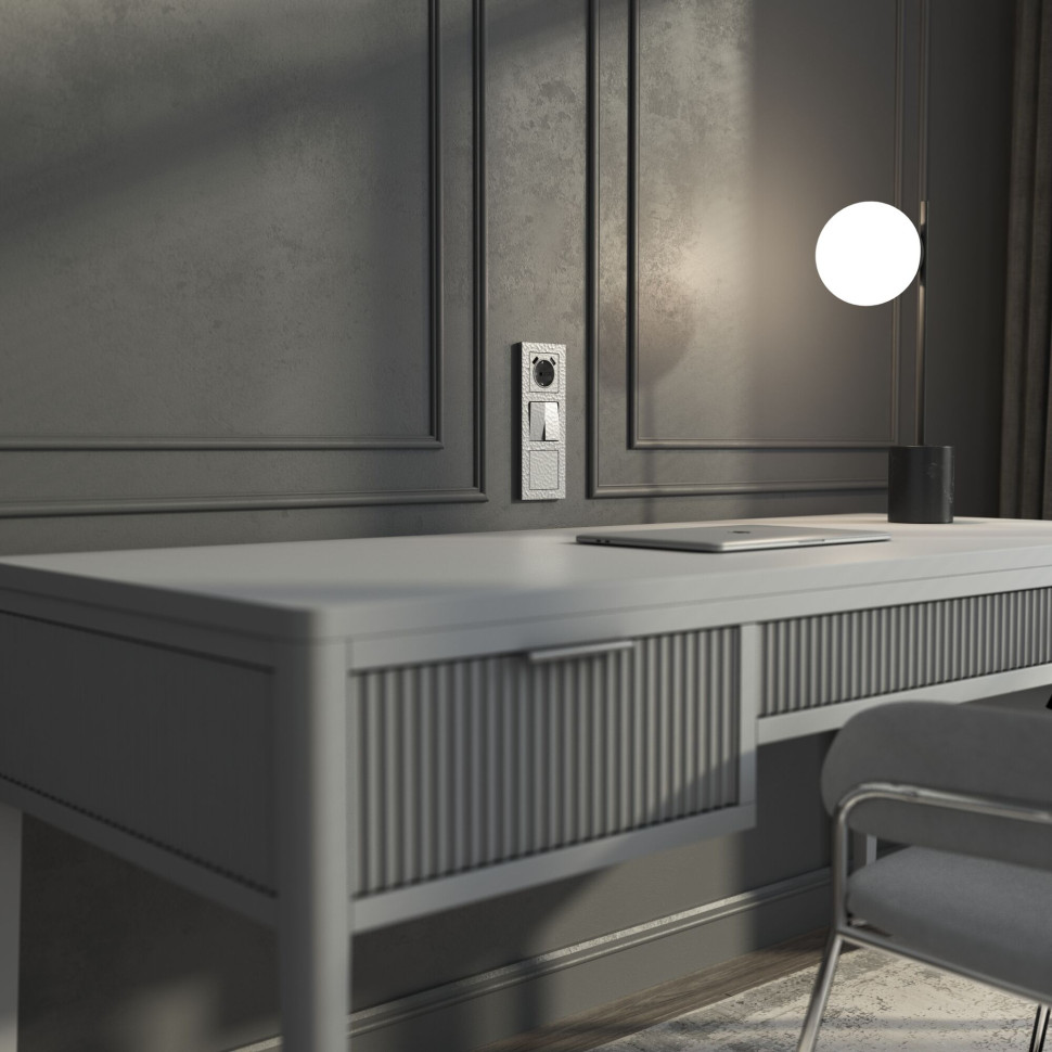 Рамка из поликарбоната на 3 поста Hammer серебряный W0032406