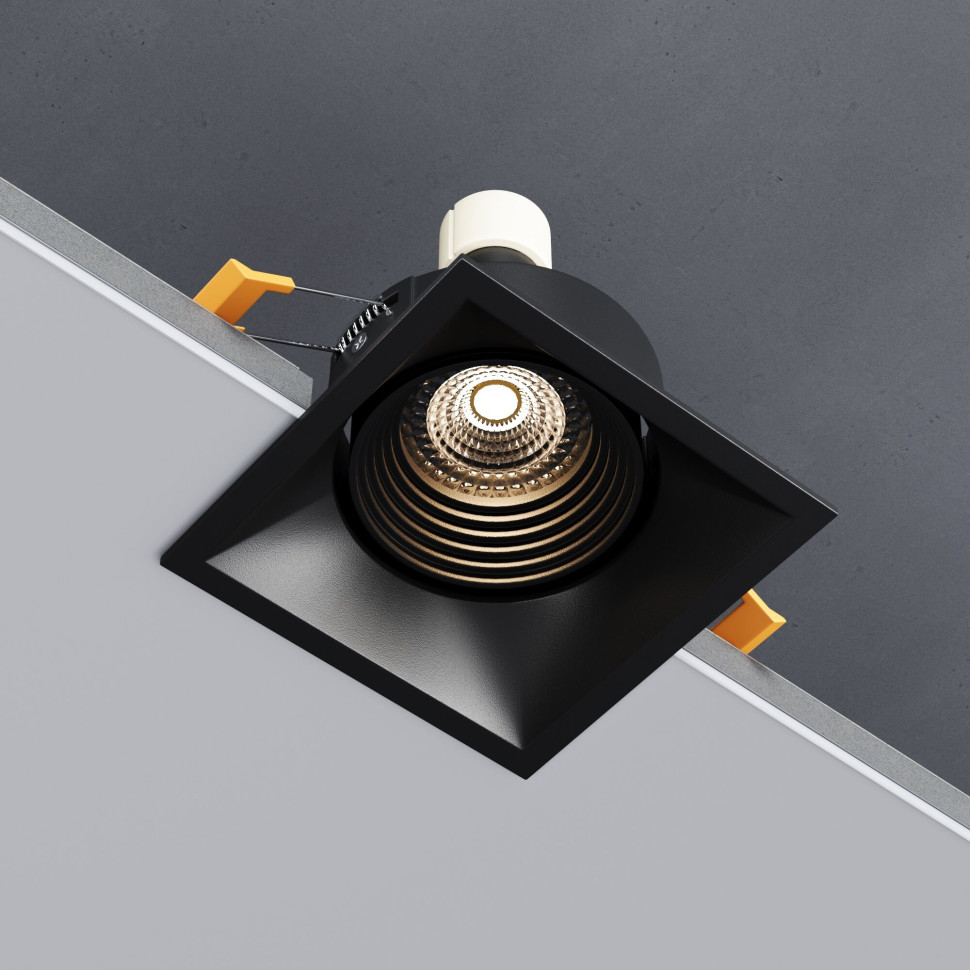 Светильник встраиваемый Punto белый 25017/01