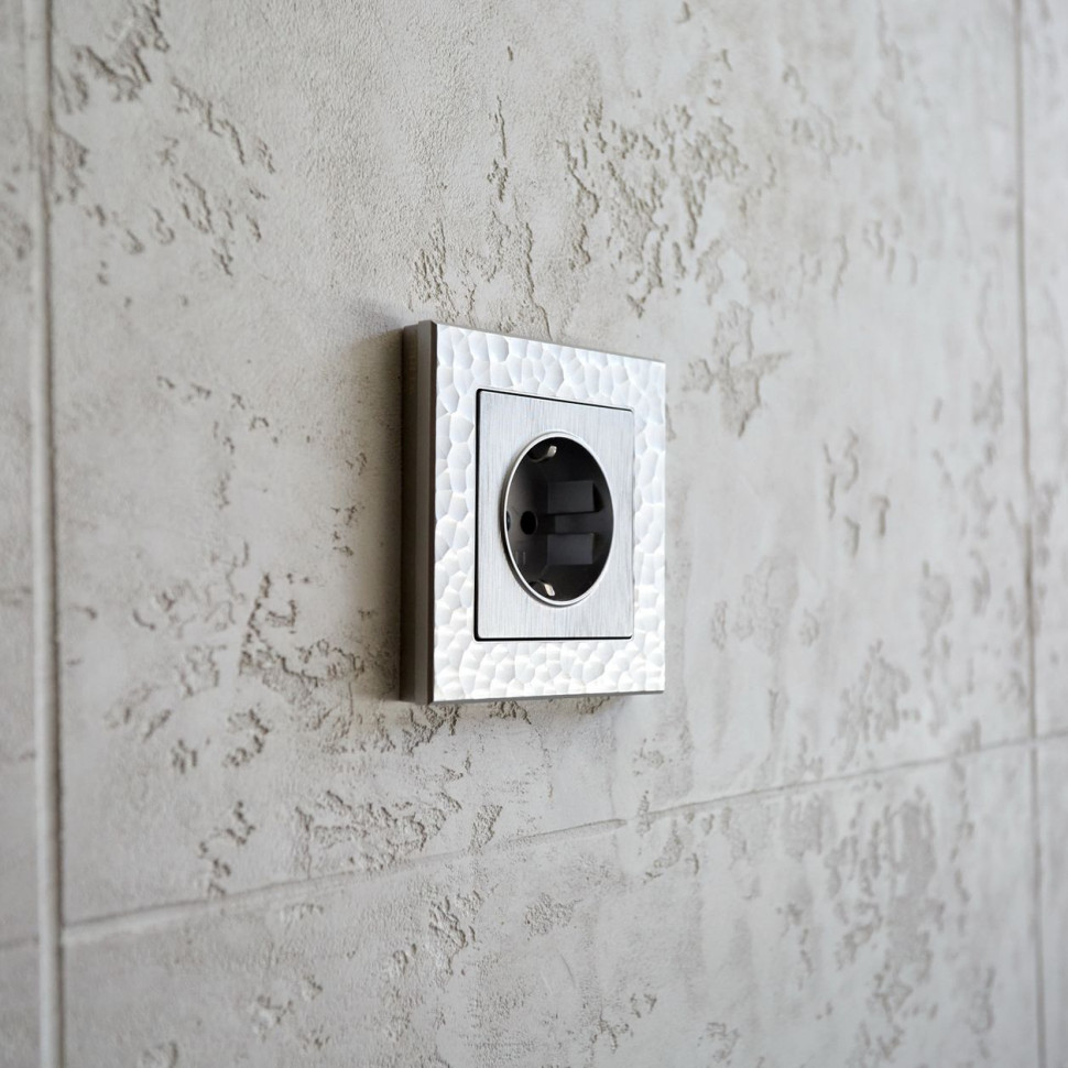 Рамка из поликарбоната на 1 пост Hammer серебряный W0012406