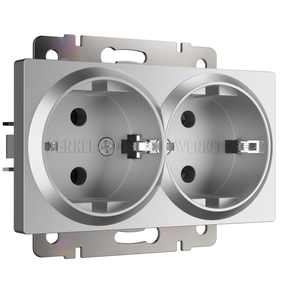 Розетка двойная с заземлением серебряный W1172006
