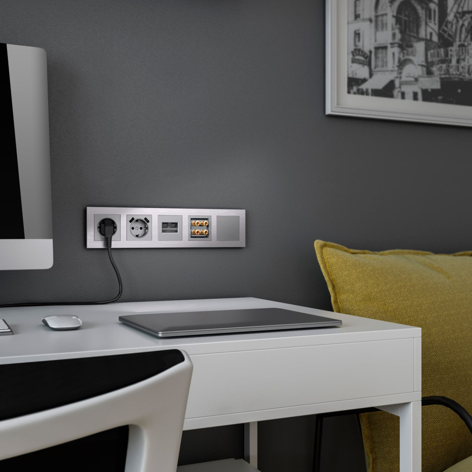 Розетка двойная Ethernet RJ-45 серебряный W1181106