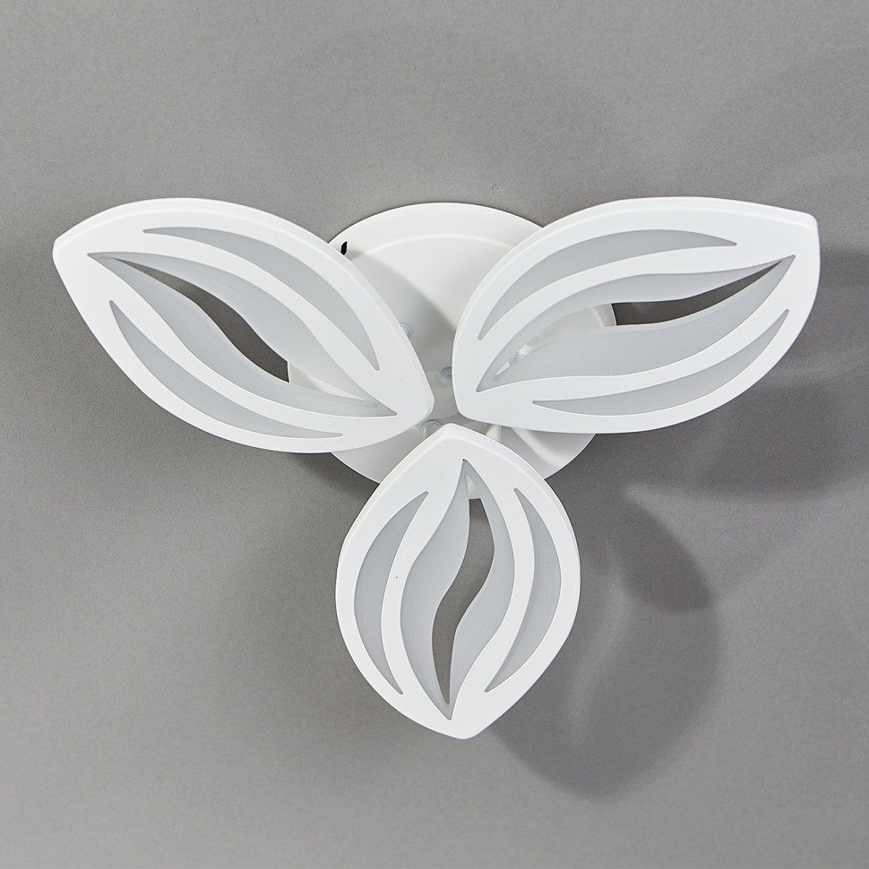 Потолочный светильник Escada Arabica 10221/3LED 47W