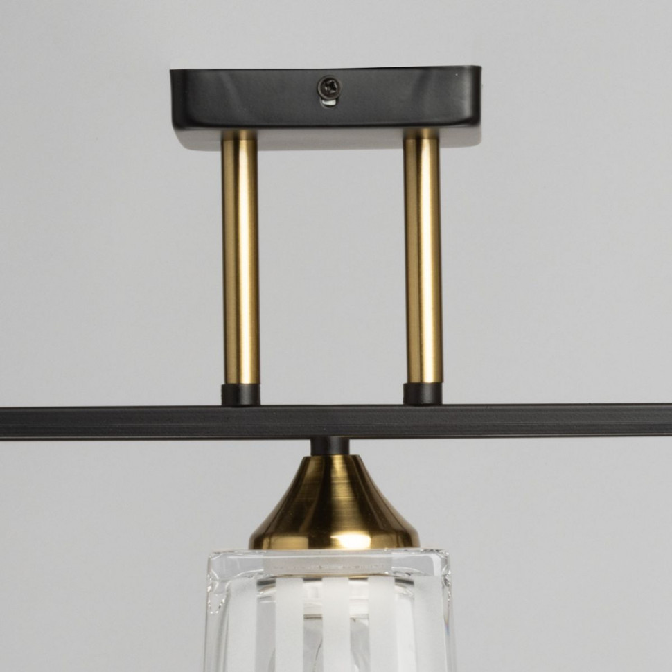 Потолочный светильник De Markt City Тетро 118010203