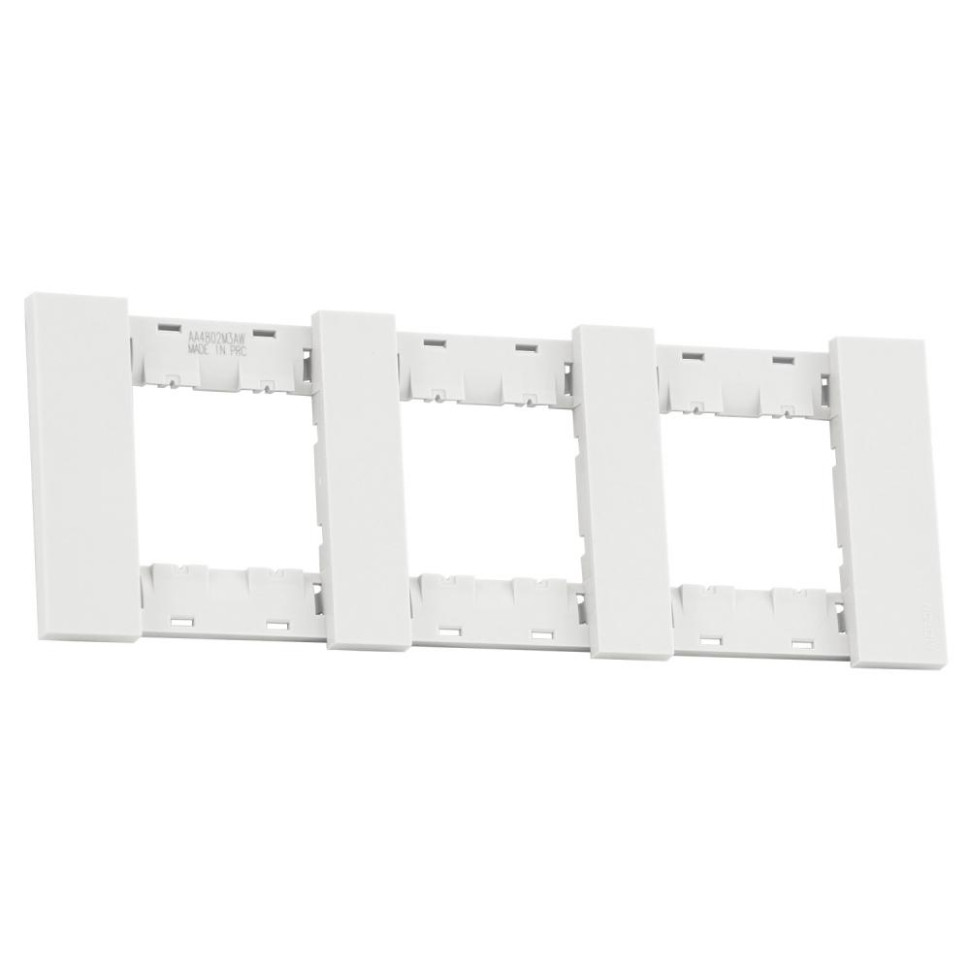 Рамка 3-ая цвет-белый матовый MEITON AA4802M3AW