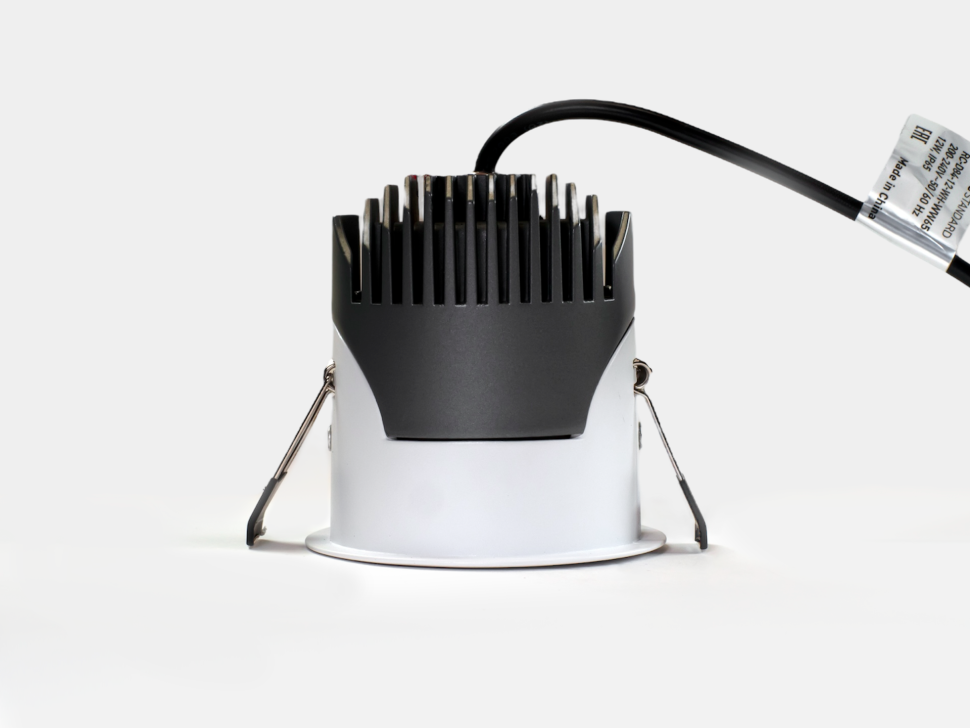  SWG Standart Светильник встраиваемый 12Вт 55° IP65 белый 3000К поворотный RC-D84-12-WH-WW65