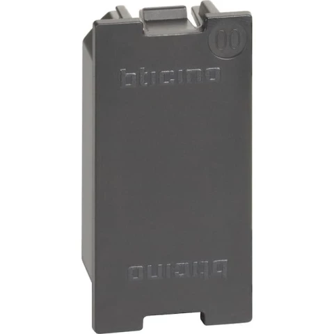 Заглушка 1 модуль. Цвет Белый. Bticino серия Living Now. K4950+KW00