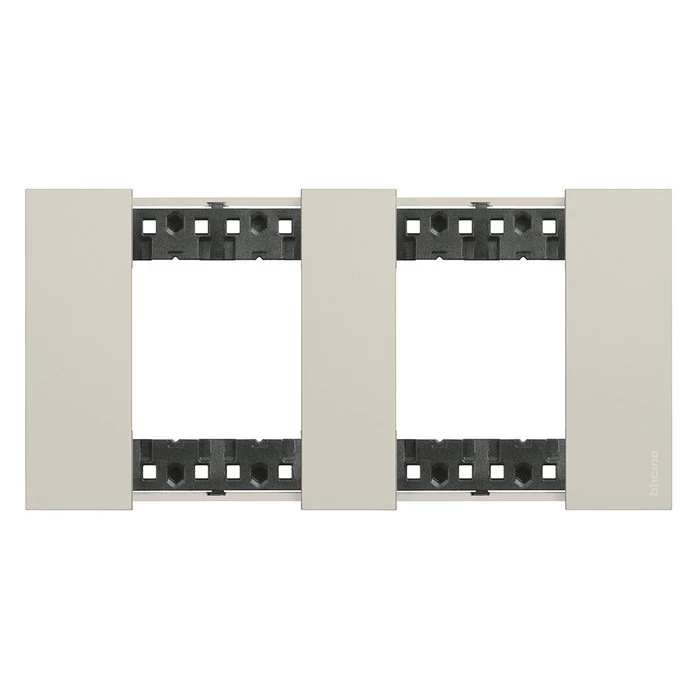 Рамка двойная (2+2 мод) без суппорта немецкий стандарт Bticino Living Now песочный