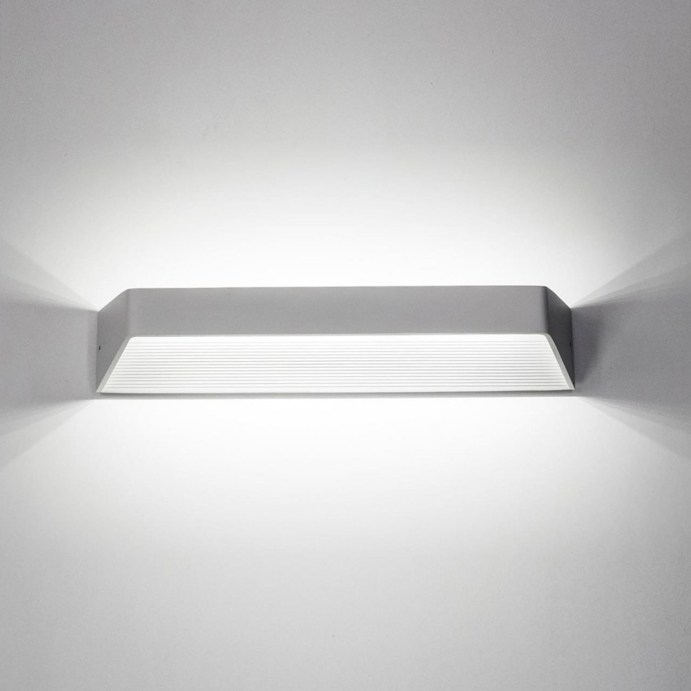 Настенный светодиодный светильник Citilux Декарт CL704330