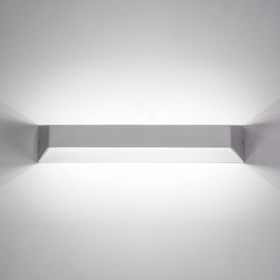 Настенный светодиодный светильник Citilux Декарт CL704330