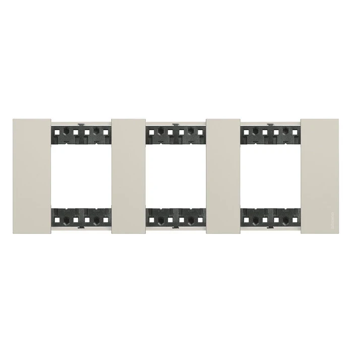 Рамка тройная (2+2+2 мод) без суппорта немецкий стандарт Bticino Living Now песочный