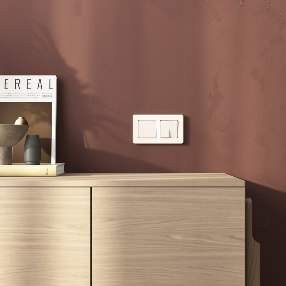 Перекрестный выключатель одноклавишный (айвори матовый) W1113062