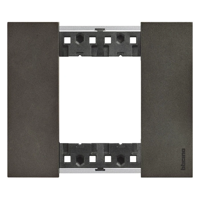 Рамка одинарная (2 мод) с суппортом немецкий стандарт Bticino Living Now космос 