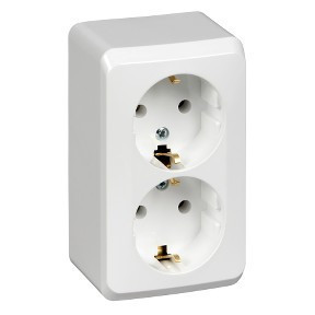 Розетка 2К+З со шторками 16А 250B Белая Systeme Electric Этюд PA16-008B