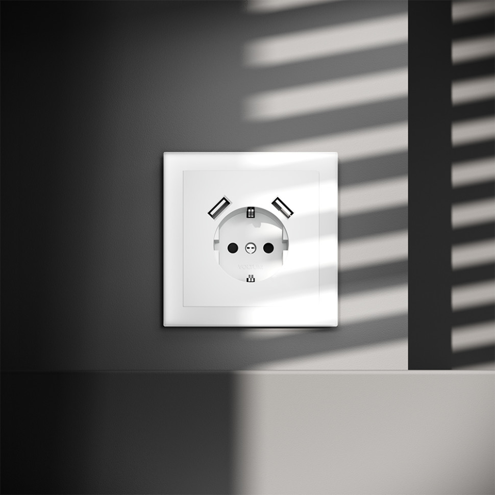 Розетка встраиваемая VOLTUM S70 с заземлением и защитными шторками, 16А, с USB, A+A, (белый матовый)