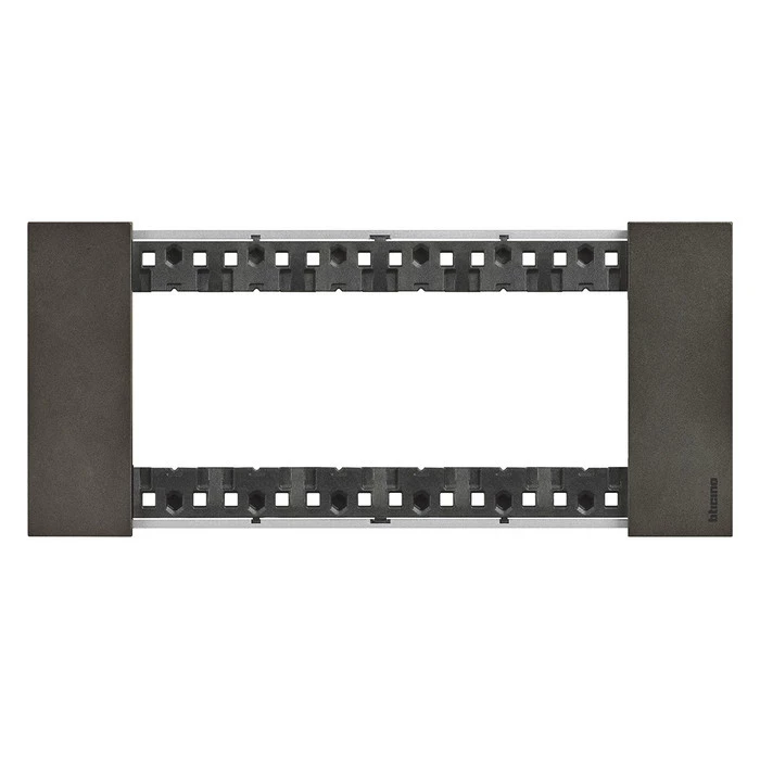 Рамка на 6 модулей с суппортом итальянский стандарт Bticino Living Now космос 