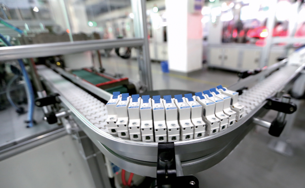 <h1>Автоматический выключатель CHINT NXB-63S 1P 32А характеристика B: технические характеристики</h1> <h2>Технические характеристики</h2> <h3>Основные параметры устройства</h3> <h2>Особенности модели</h2> <h3>Преимущества выключателя</h3> <h2>Сферы применения</h2> <h3>Области использования</h3> <h2>Инструкция по установке</h2> <h3>Монтаж и эксплуатация</h3>