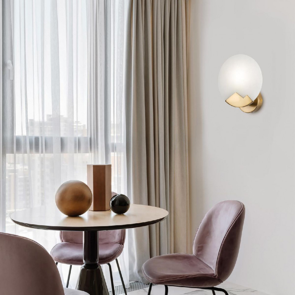 Настенный светильник Modestyle MS.202.200 BS