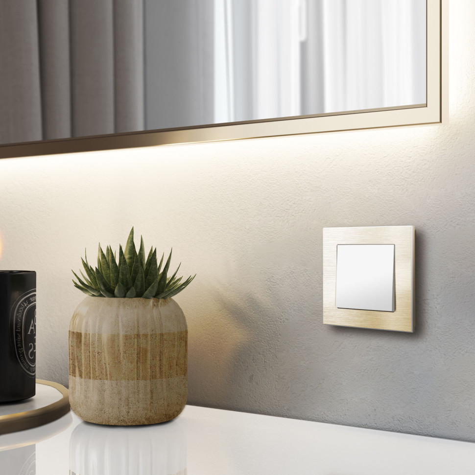 Перекрестный выключатель одноклавишный (белый матовый) W1113061