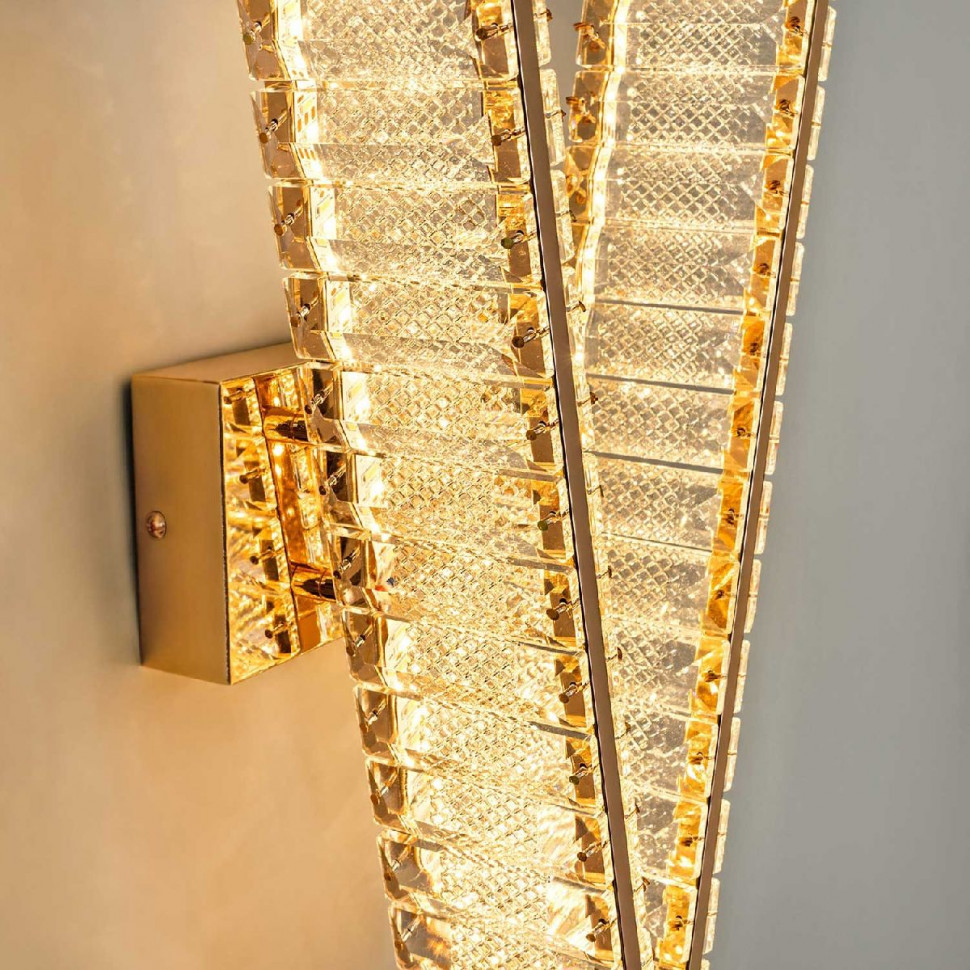 Настенный светильник Modelux ML.751.02 GD