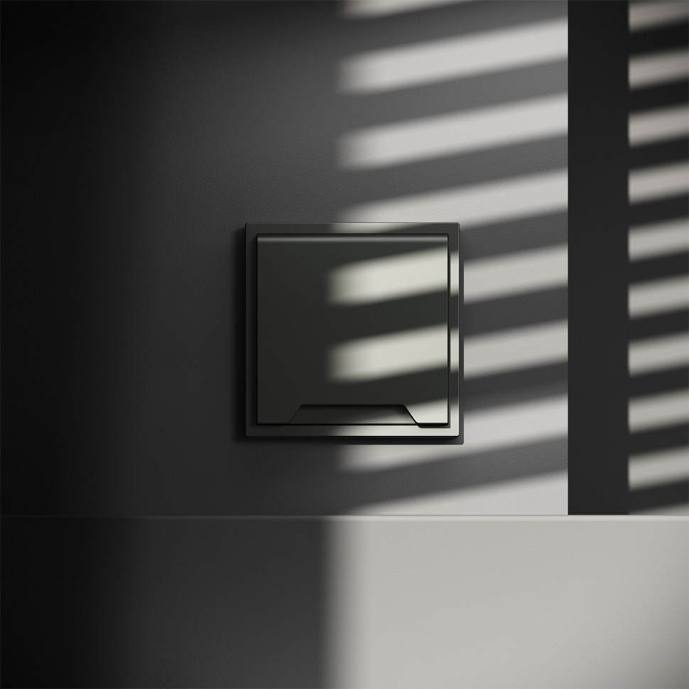 Розетка встраиваемая VOLTUM S70 с заземлением, защитными шторками и крышкой 16А, (титан) VLS040306