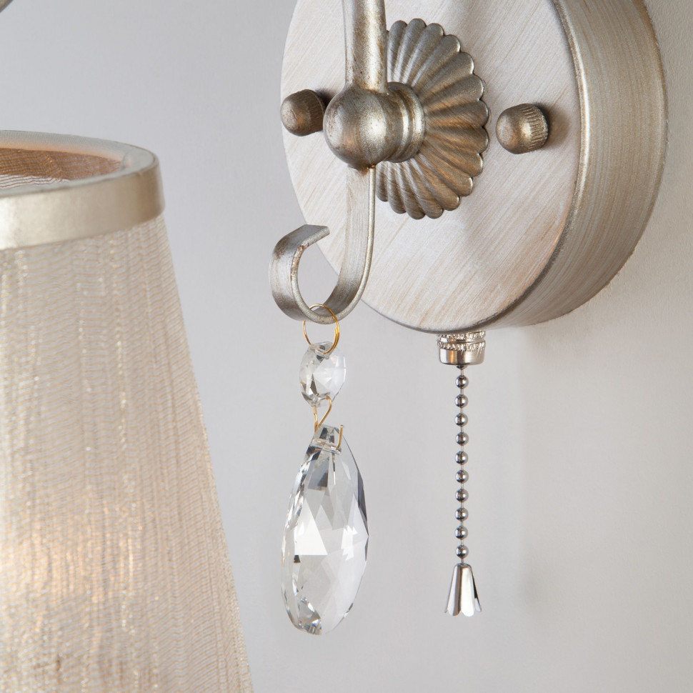 Бра с абажуром 60065/1 серебро