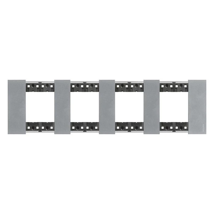 Рамка четверная (2+2+2+2 мод) без суппорта немецкий стандарт Bticino Living Now луна