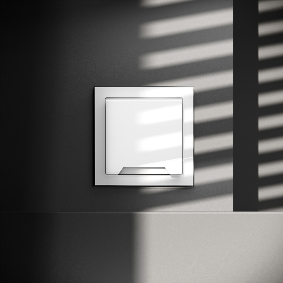 Розетка встраиваемая VOLTUM S70 с заземлением, защитными шторками и крышкой 16А, (белый глянцевый)