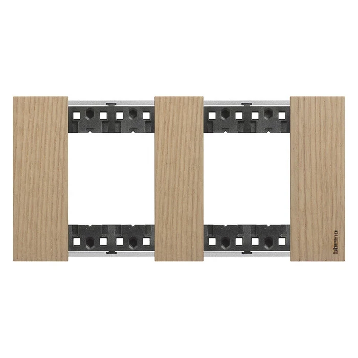 Рамка двойная (2+2 мод) без суппорта немецкий стандарт Bticino Living Now дуб
