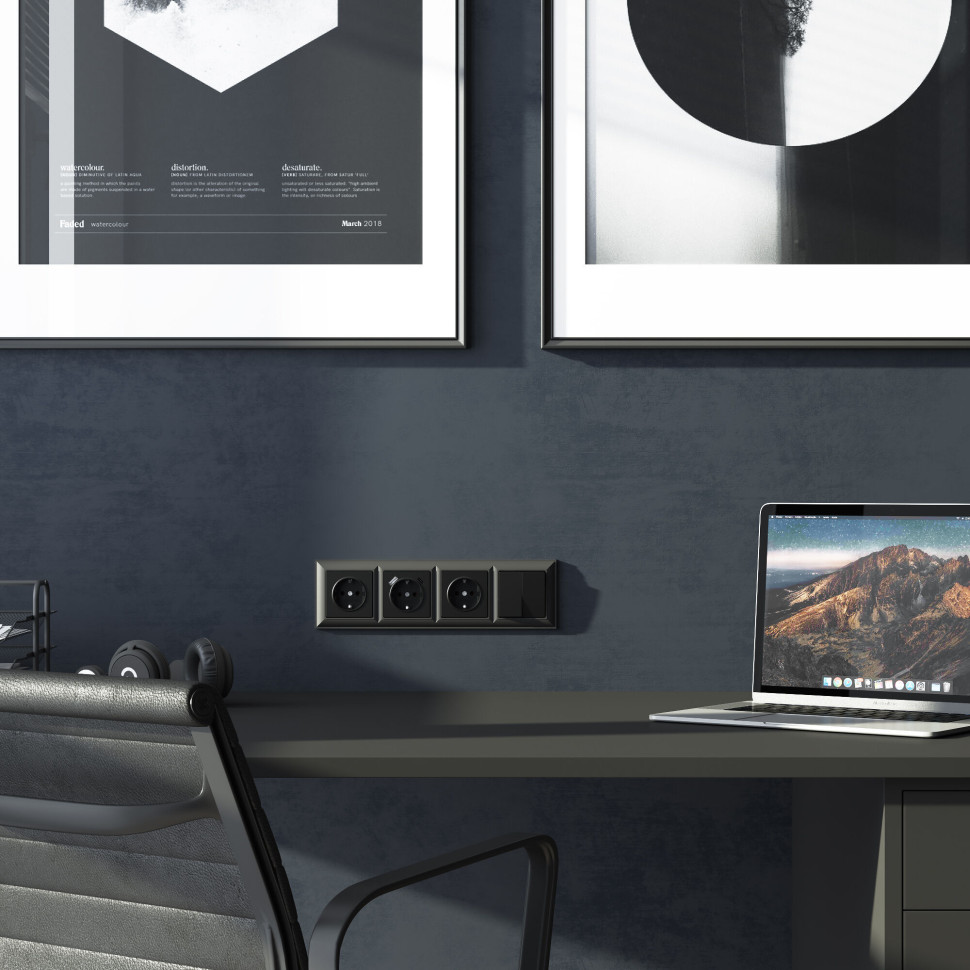 Розетка с заземлением, шторками и USB тип A+C (черный матовый) W1171708