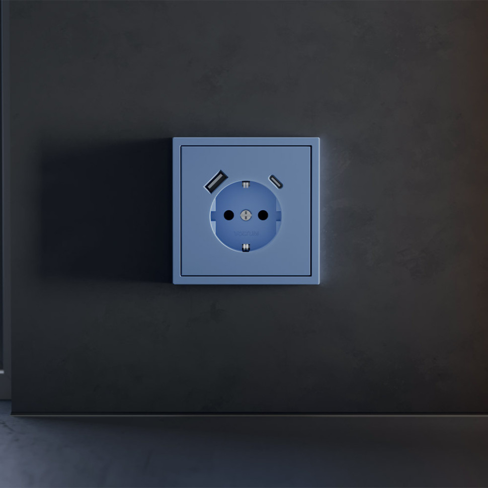 Накладка для розетки с заземлением и защитными шторками, с USB A+C, S70 (деним)